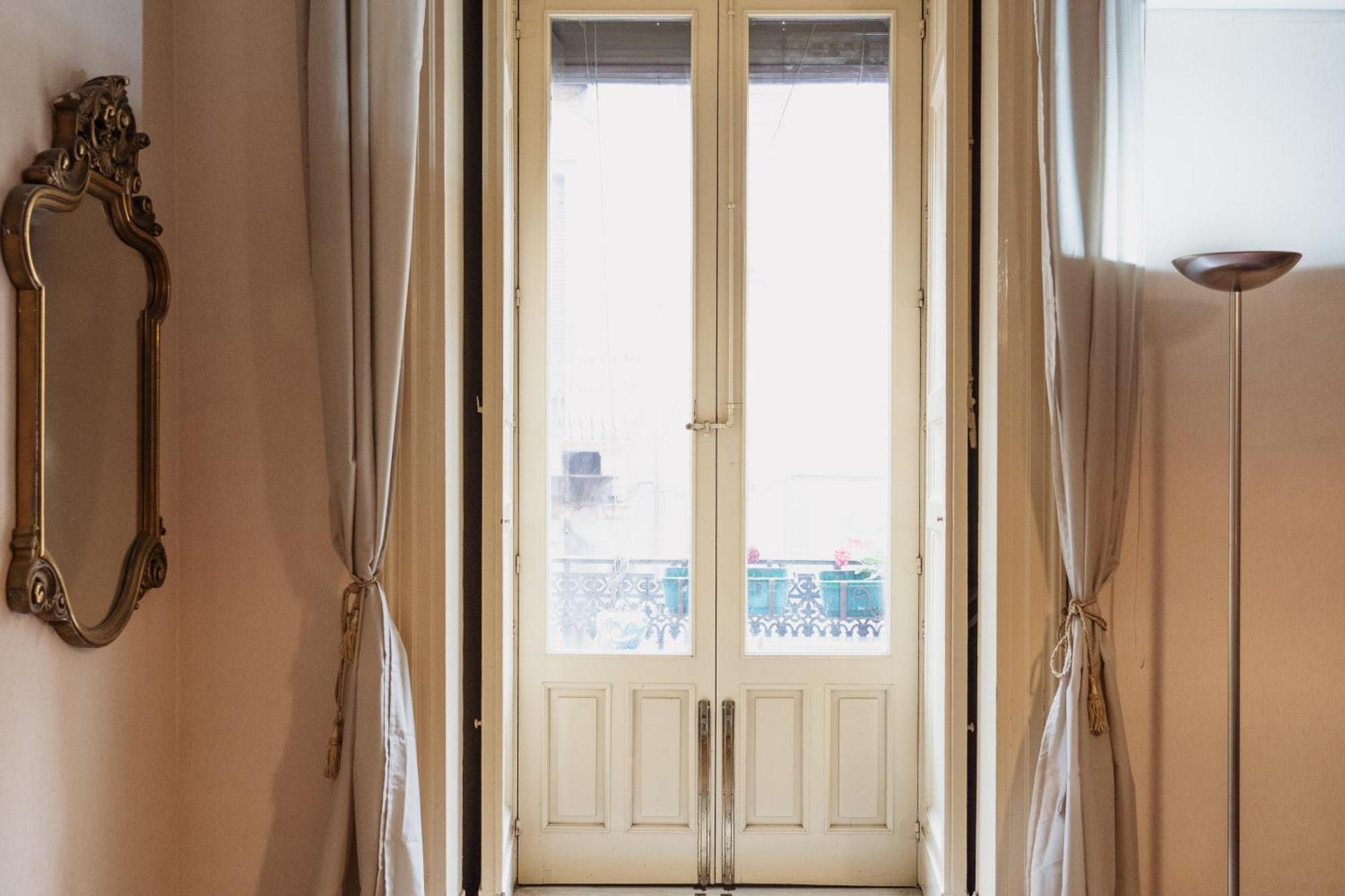 مبيت وإفطار كاتانيا Bed And Books المظهر الخارجي الصورة